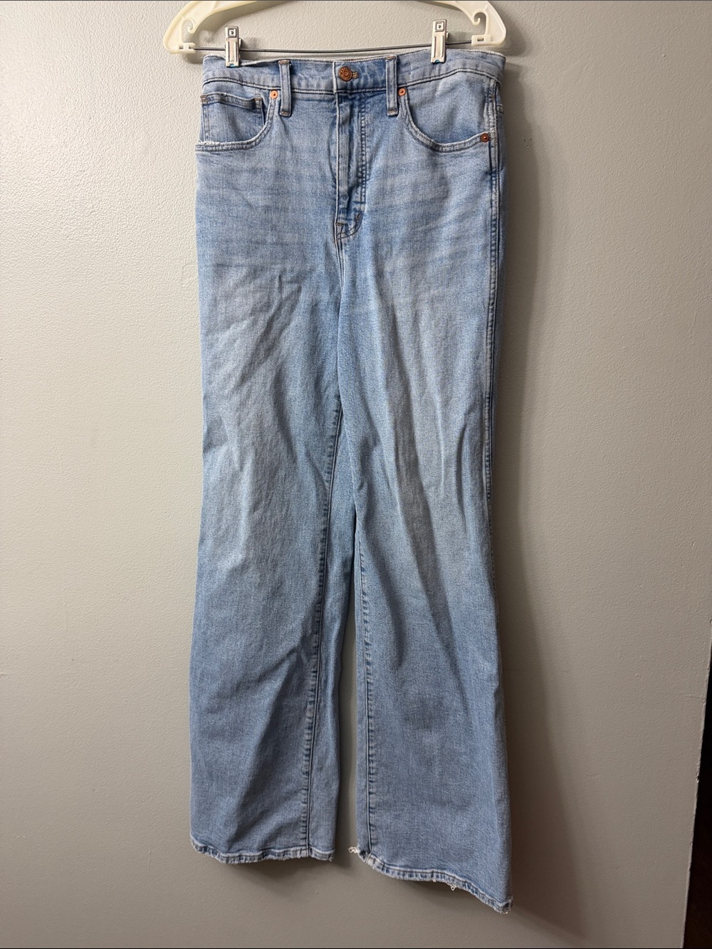 Madewell 11” high rise Light Blue Flare Jeans 28